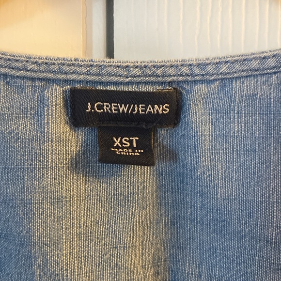 J. Crew Denim Wrap Top with Silver Stars! So cute!! XS. NWOT. - Picture 3 of 7
